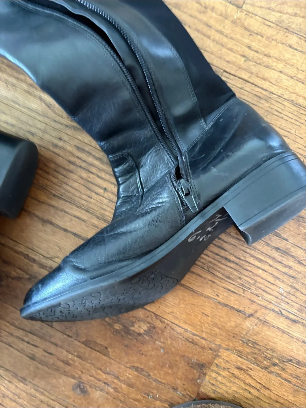 Calvin Klein sleek over